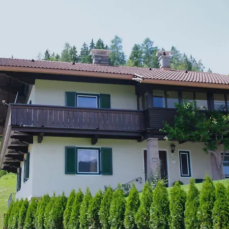 Nyaraló In Tyrol With Sauna And Slopes *