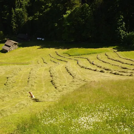 In Tyrol With Sauna And Slopes Nyaraló